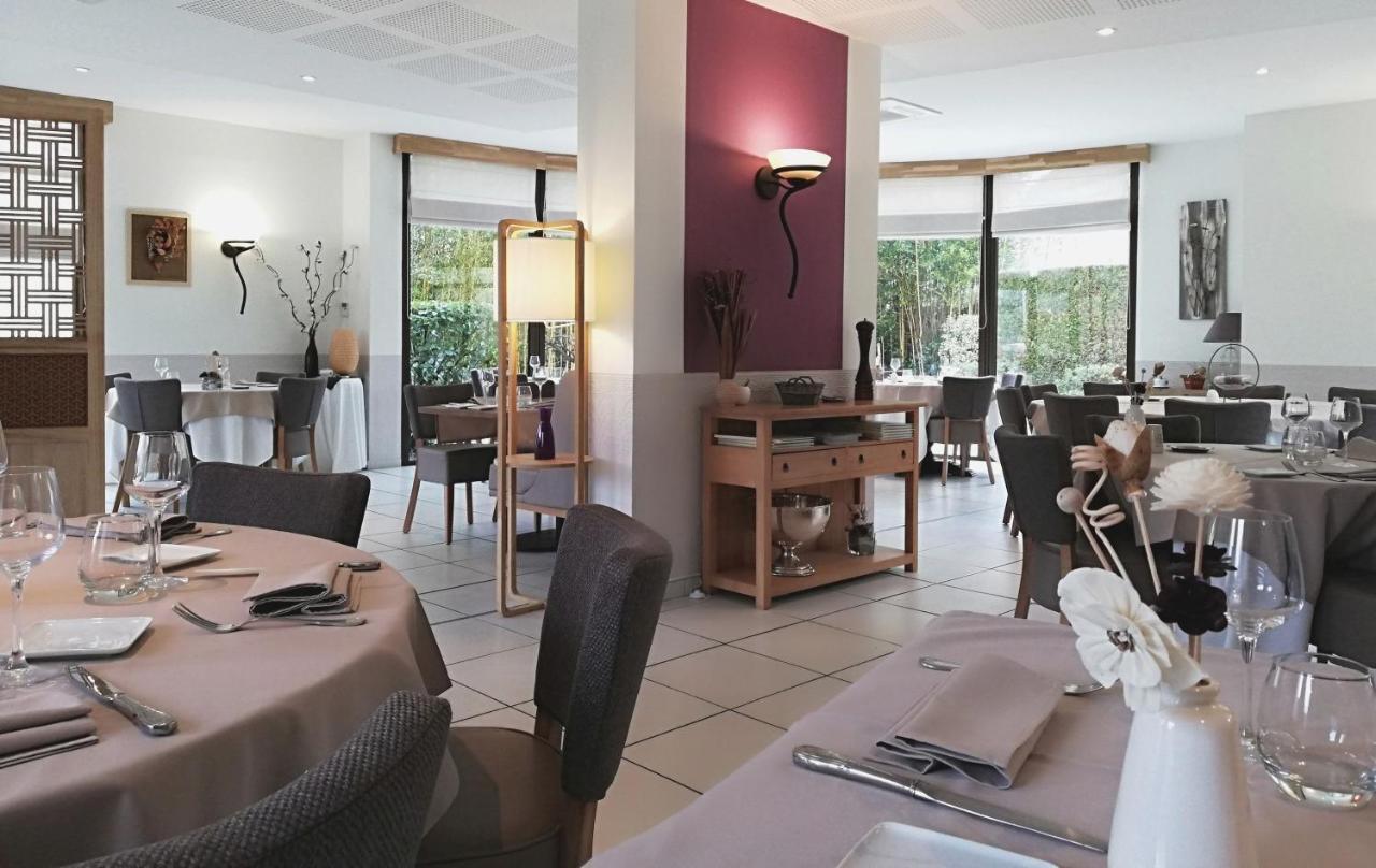 Logis Restaurant L'oree Des Bois Hotel