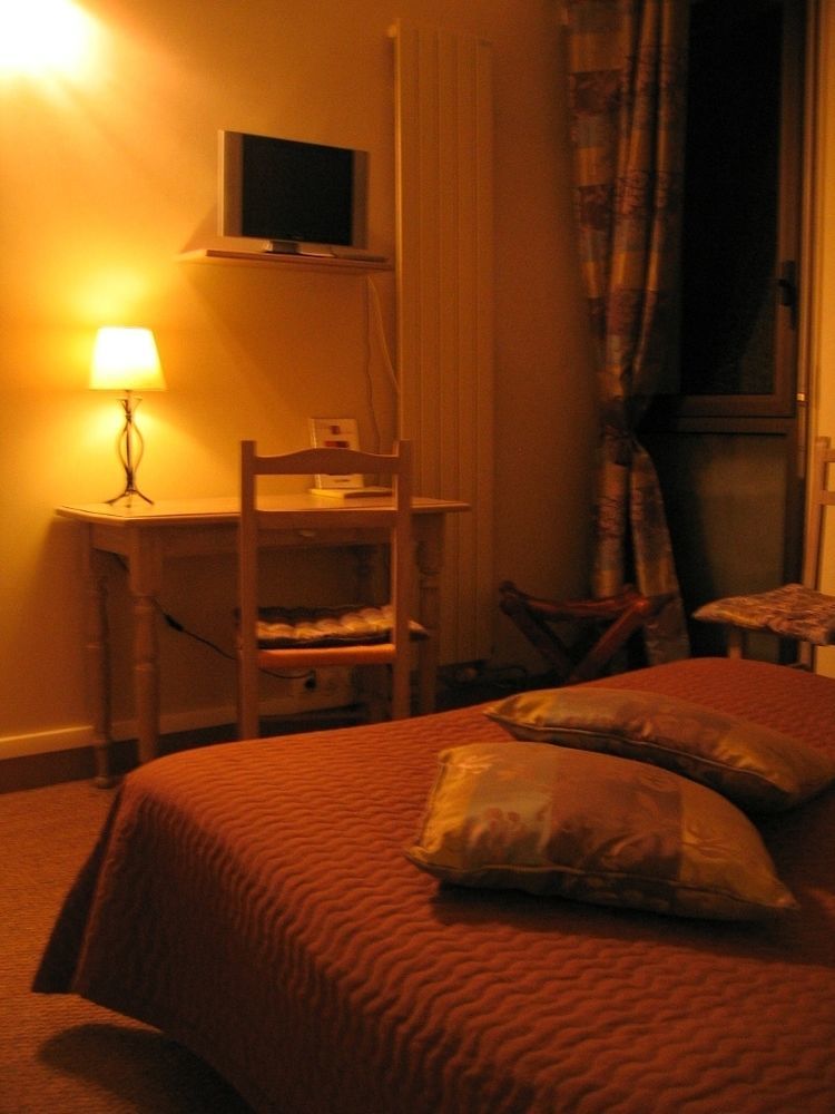 Logis Restaurant L'oree Des Bois Hotel 2*