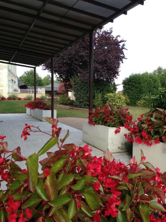 Hotel Logis Restaurant L'oree Des Bois